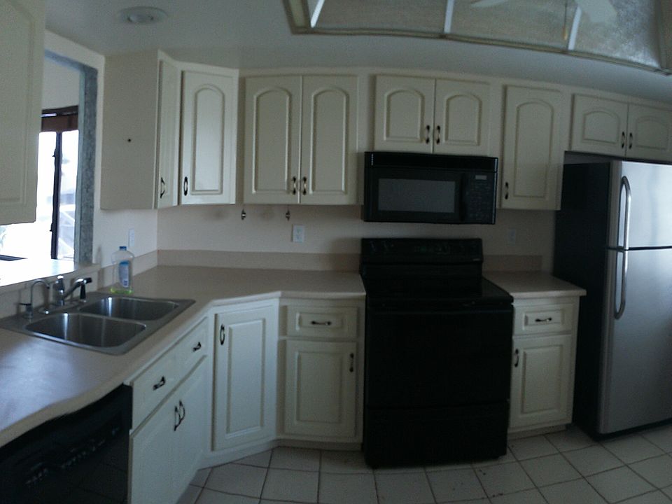 1st image of 1016 SW 48th Ter APT 206