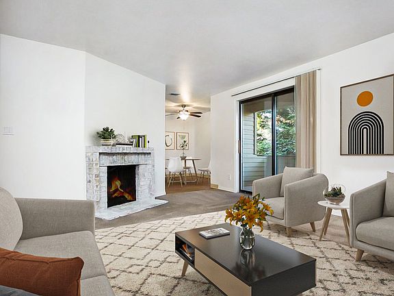 4th image of 1115 NE 105th St #2B-2Ba-940Sqft
