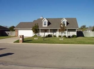204 River Springs Pkwy, Little River Academy, TX 76554