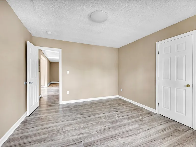 63 Seyms St #3 — Photo 20
