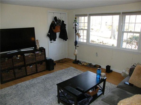 79 Cow Hill Rd APT 5