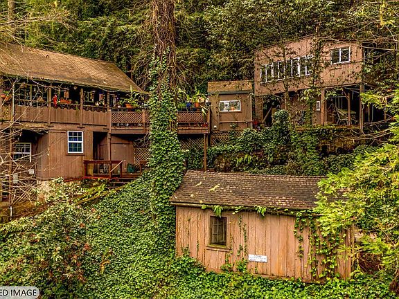 3rd image of 17910 OLD MONTE RIO Road