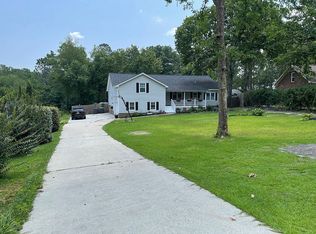 122 Robin Forest Dr, West Columbia, SC 29170
