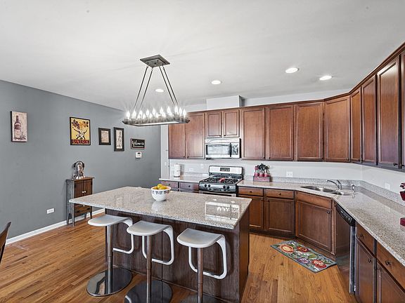 4th image of 6436 Roosevelt Rd APT 410