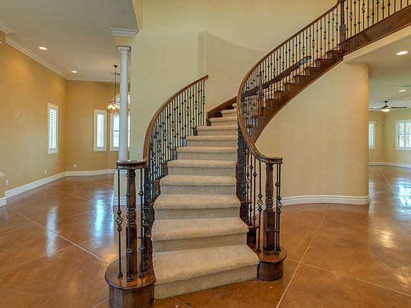 4th image of 6555 Whispering Sands Dr