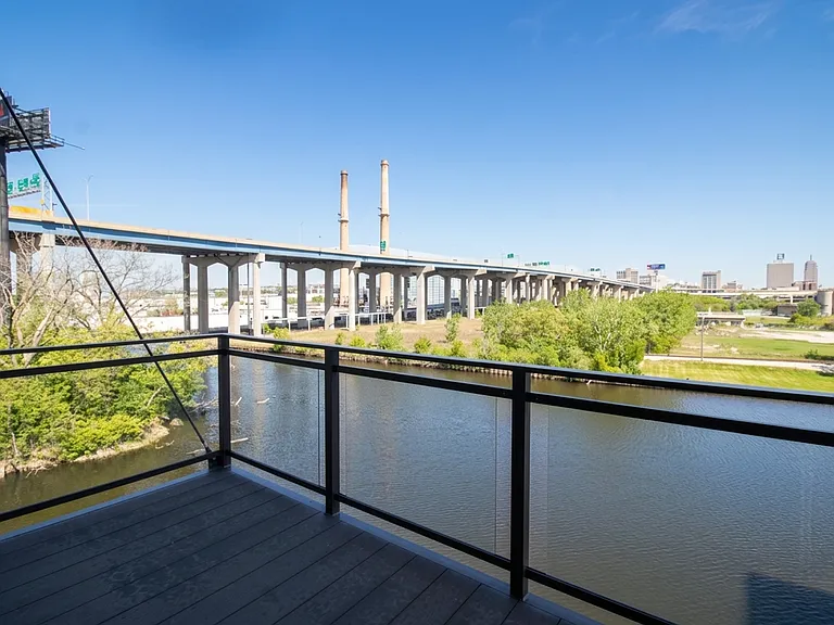 River Place Lofts — Photo 96
