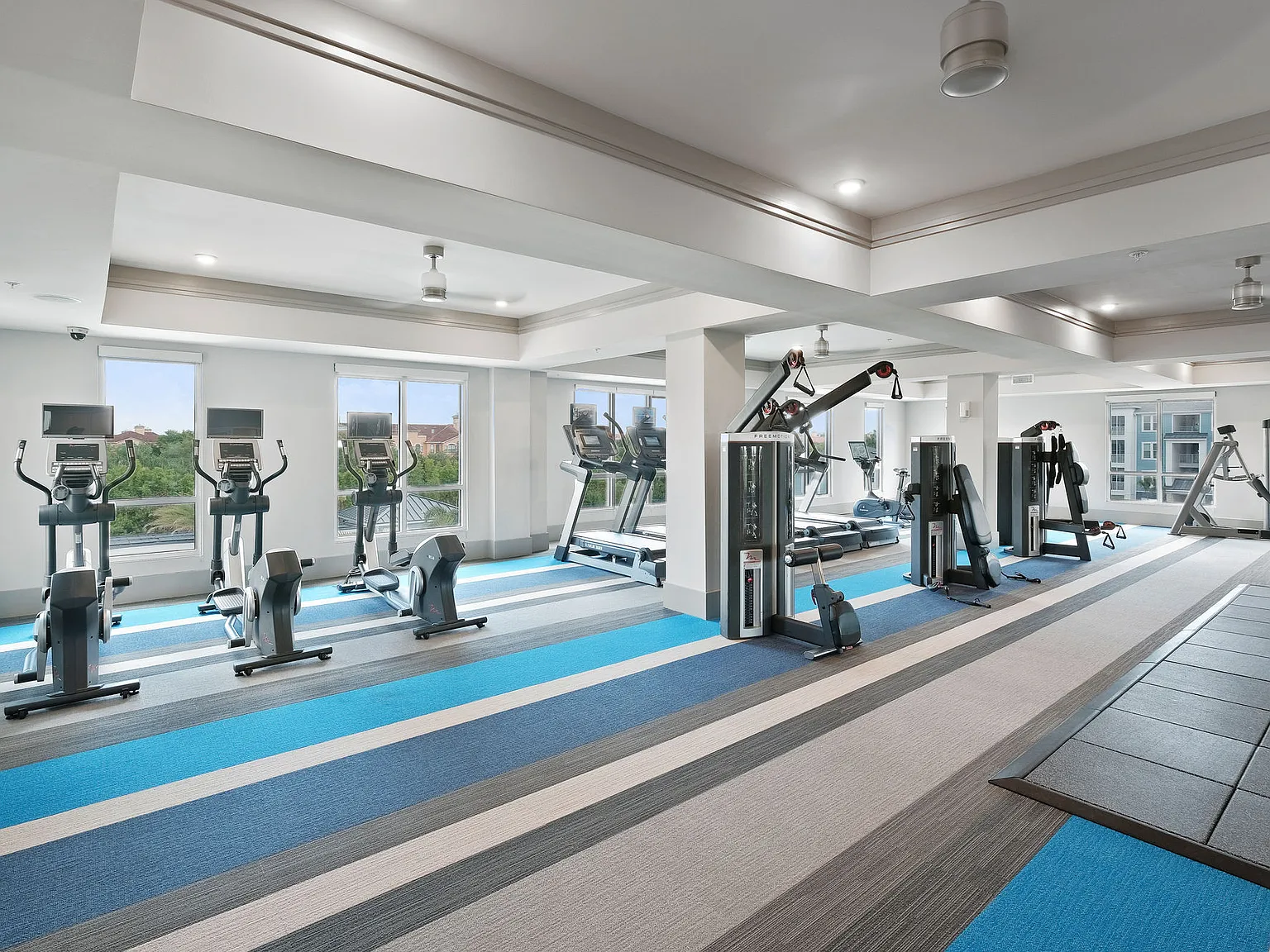 Vue at Belleair — Photo 4
