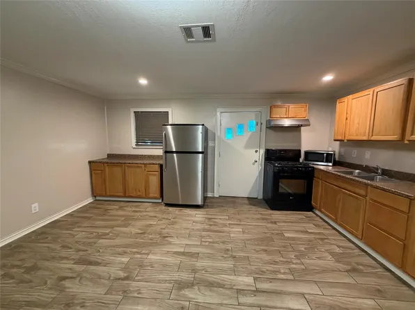 1516 Terry St, Houston, TX 77009