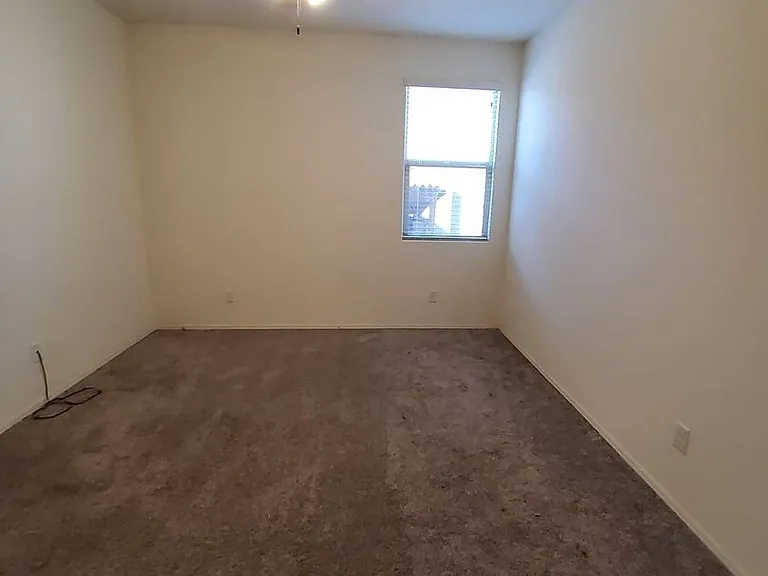5630 N 188th Ln — Photo 13