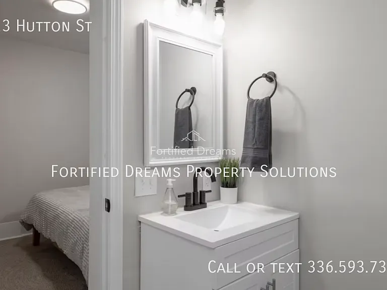 913 Hutton St — Photo 14