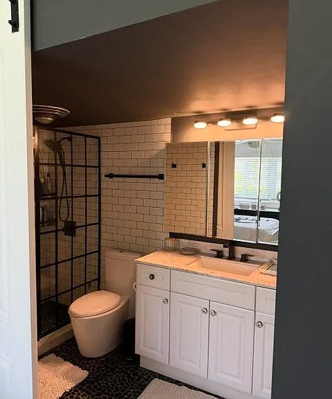 33 Ocean Ave #108 — Photo 10