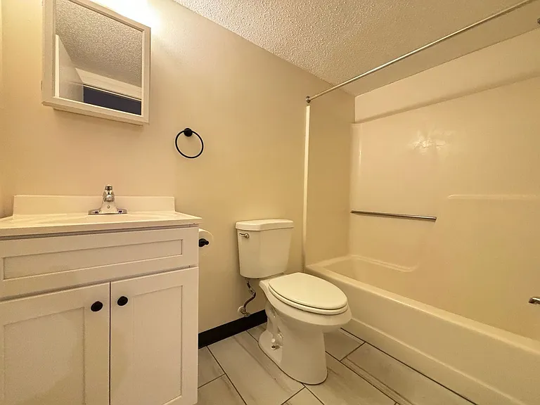 185 Loudon Rd #6 — Photo 8