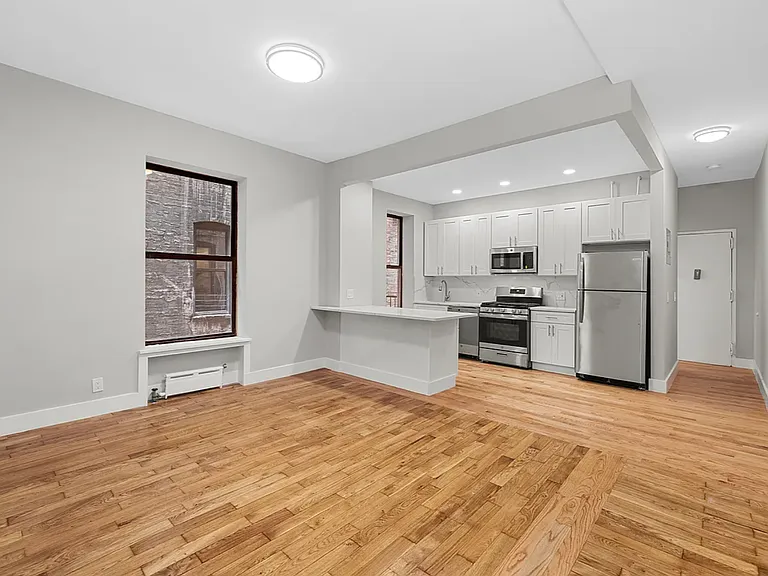 100 W 139th St #6 — Photo 1