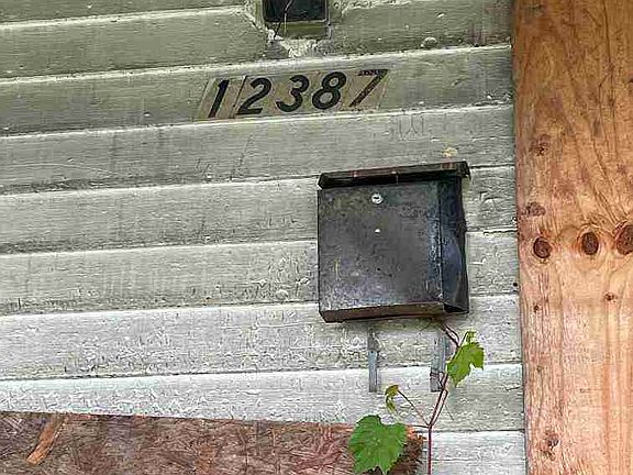 12387 Cloverlawn