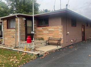 407 S 6th St, Kirkland, IL 60146