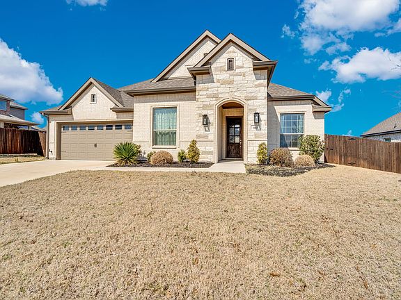 2nd image of 395 Haven Rd