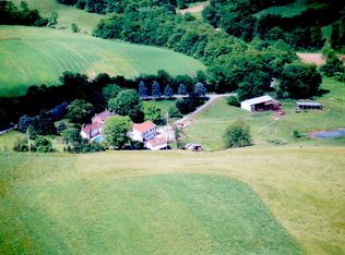 449 Davis Rd, Dawson, PA 15428