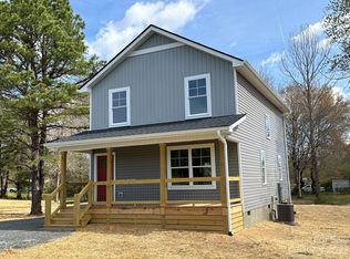 112 McGraw Ln, Hendersonville, NC 28792