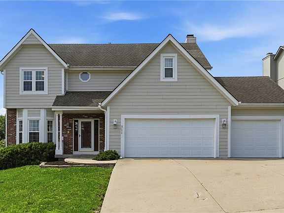 2nd image of 511 NE 95th Ct