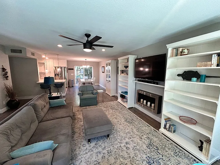 7752 E Camelback Rd — Photo 7
