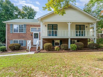 3203 Colony Dr, Jamestown, NC, 27282