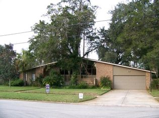 7935 Jamaica Rd N, Jacksonville, FL 32216