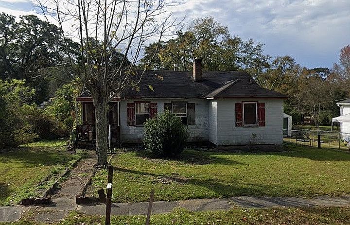 1st image of 2059 S Gimon Cir
