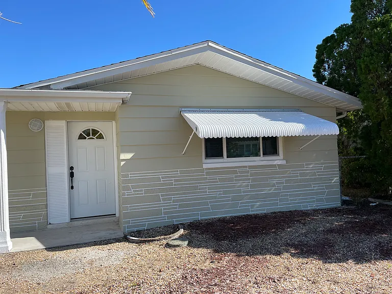 13636 Veronica Dr — Photo 2