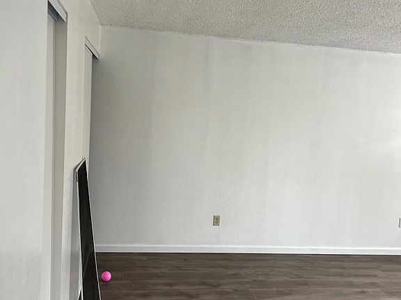 4th image of 2422 N St NE #1-4