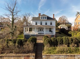 437 Walnut Ave, Waynesboro, VA 22980