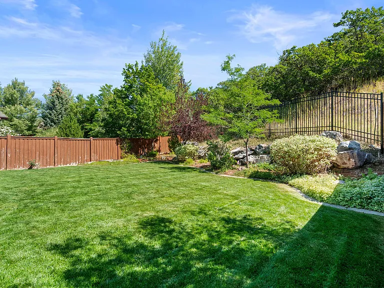 15175 S Walnut Grove Dr — Photo 4