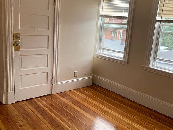4th image of 41 Salem St #3-B