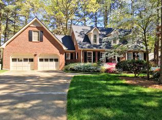 102 Cassidy Ct, Cary, NC 27511