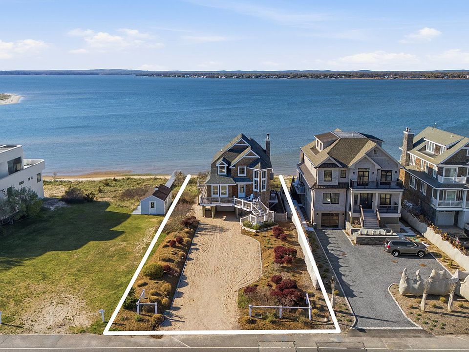 1st image of 688 Dune Rd