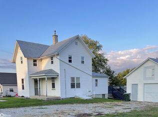 815 Center St, Brooklyn, IA 52211