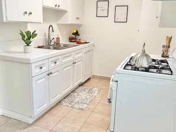 23025 Samuel St #11, Torrance, CA 90505