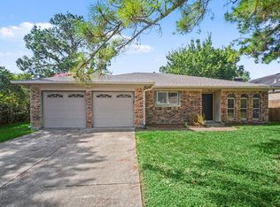 16463 Hickory Knoll Dr, Houston, TX 77059