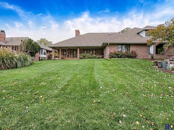 2nd image of 3835 Firethorn Ct