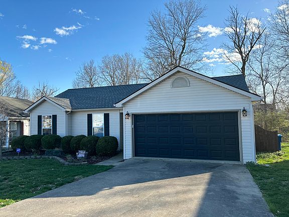 2nd image of 132 Yorkshire Dr