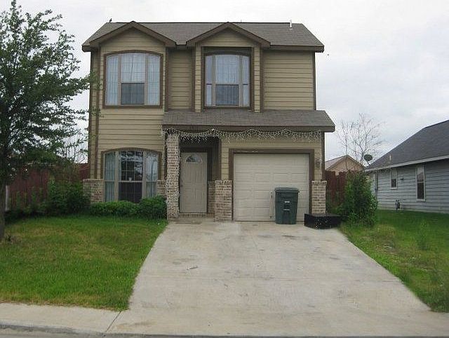 1st image of 3515 Cuatro Vientos Dr