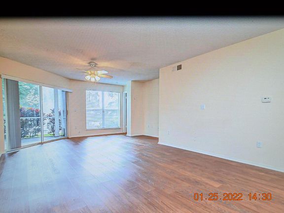 3rd image of 10028 Strafford Oak Ct APT 709
