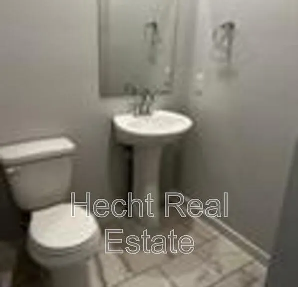 605 W South St #111 — Photo 5