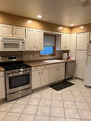 Rented by BELLMARC
