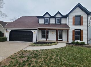 708 SE Claremont St, Lees Summit, MO 64063