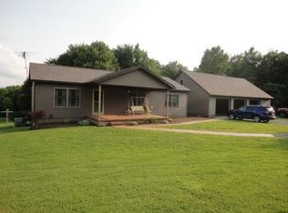 1874 Millbrook Rd, Grove City, PA 16127