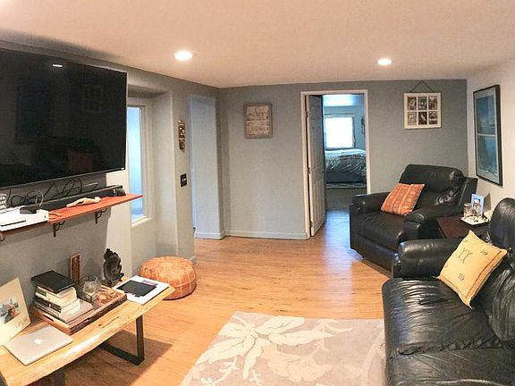 5th image of 1514B W Clay St #B