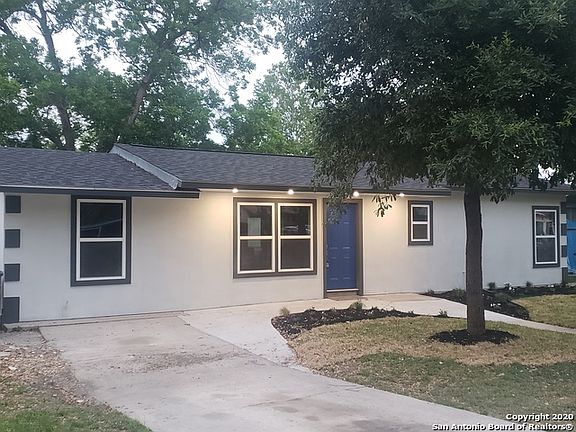 2nd image of 2911 Greenacres Dr