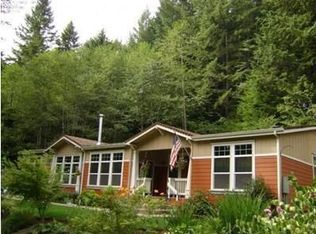 89976 Johnson Creek Rd, Leaburg, OR 97489