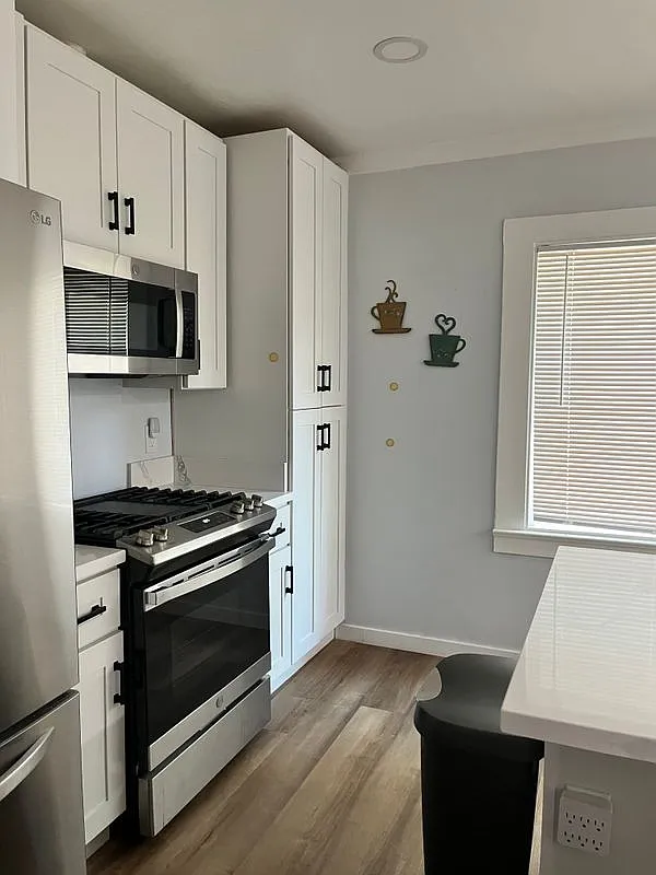 4 bed, 4.0 bath, 1291 sqft, $1,275 — Photo 4
