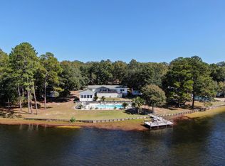 70 Serenity Cir, Defuniak Springs, FL 32433